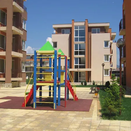 Private One-bedroom In Holiday Fort Club * Слънчев бряг